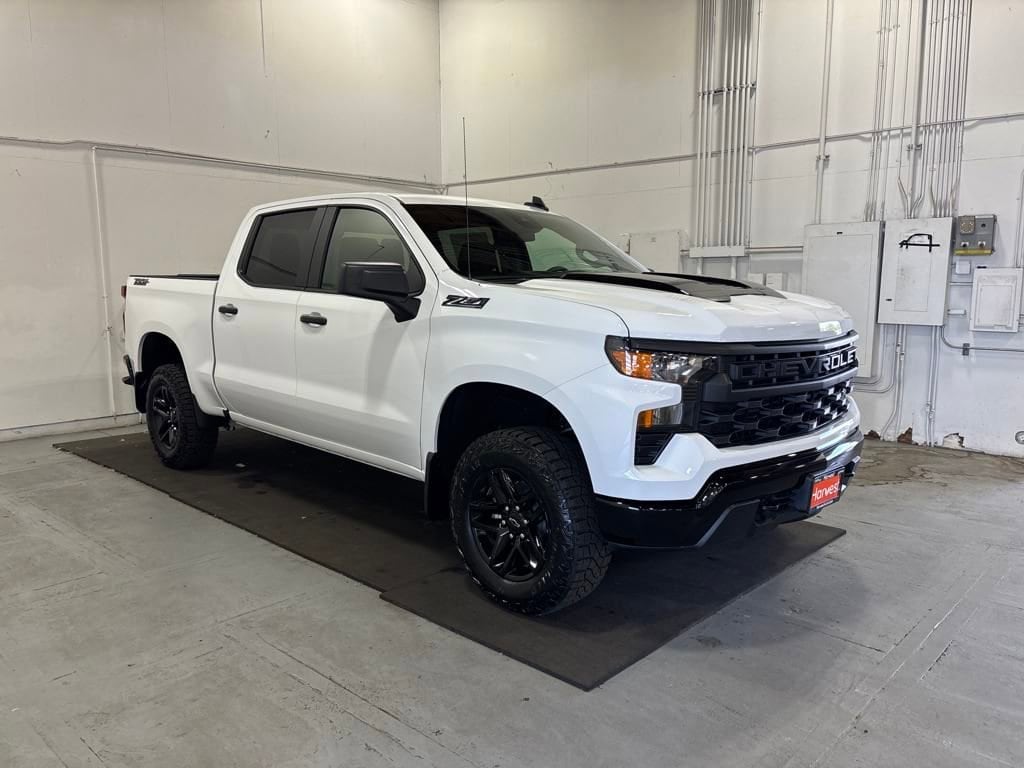 2025 Chevrolet Silverado 1500 Custom Trail Boss