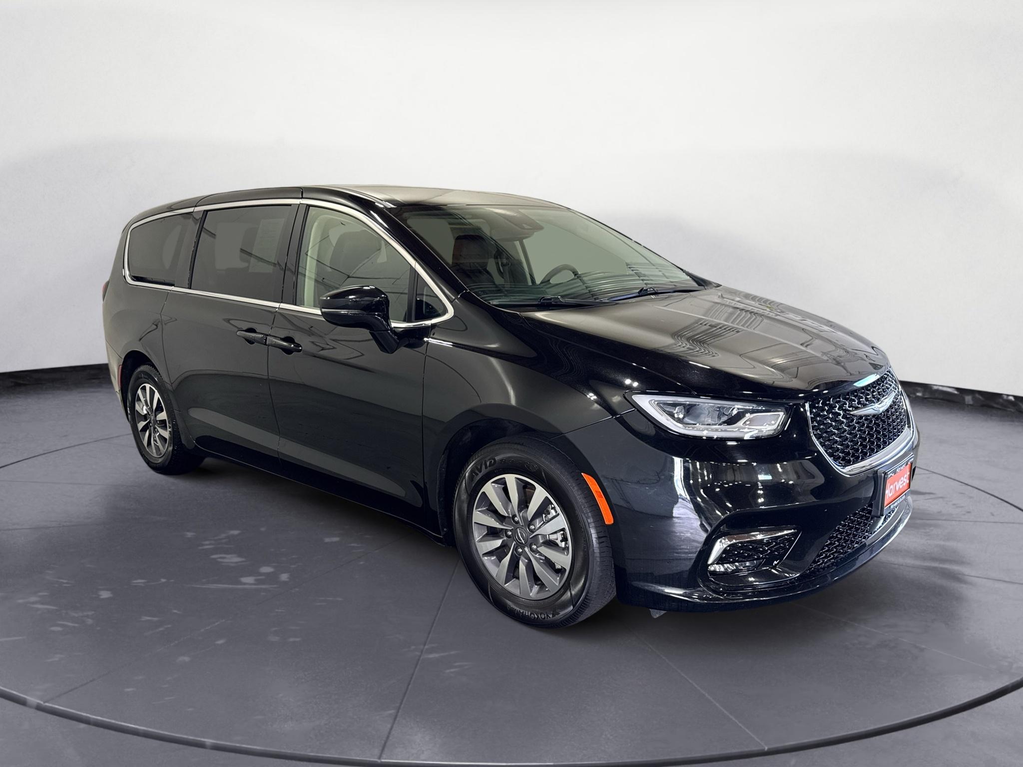 2024 Chrysler Pacifica