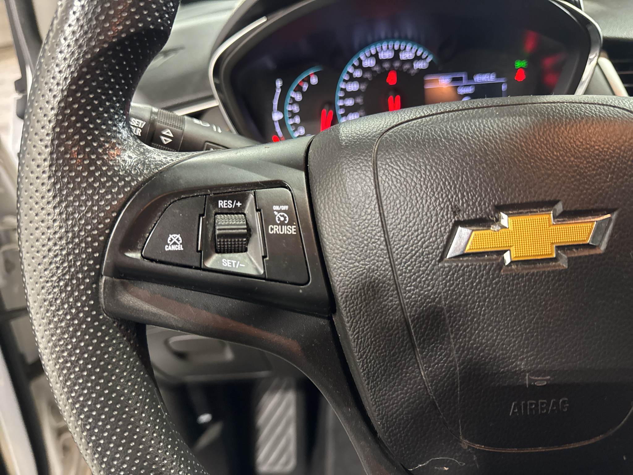 2020 Chevrolet Trax LS - Photo 16