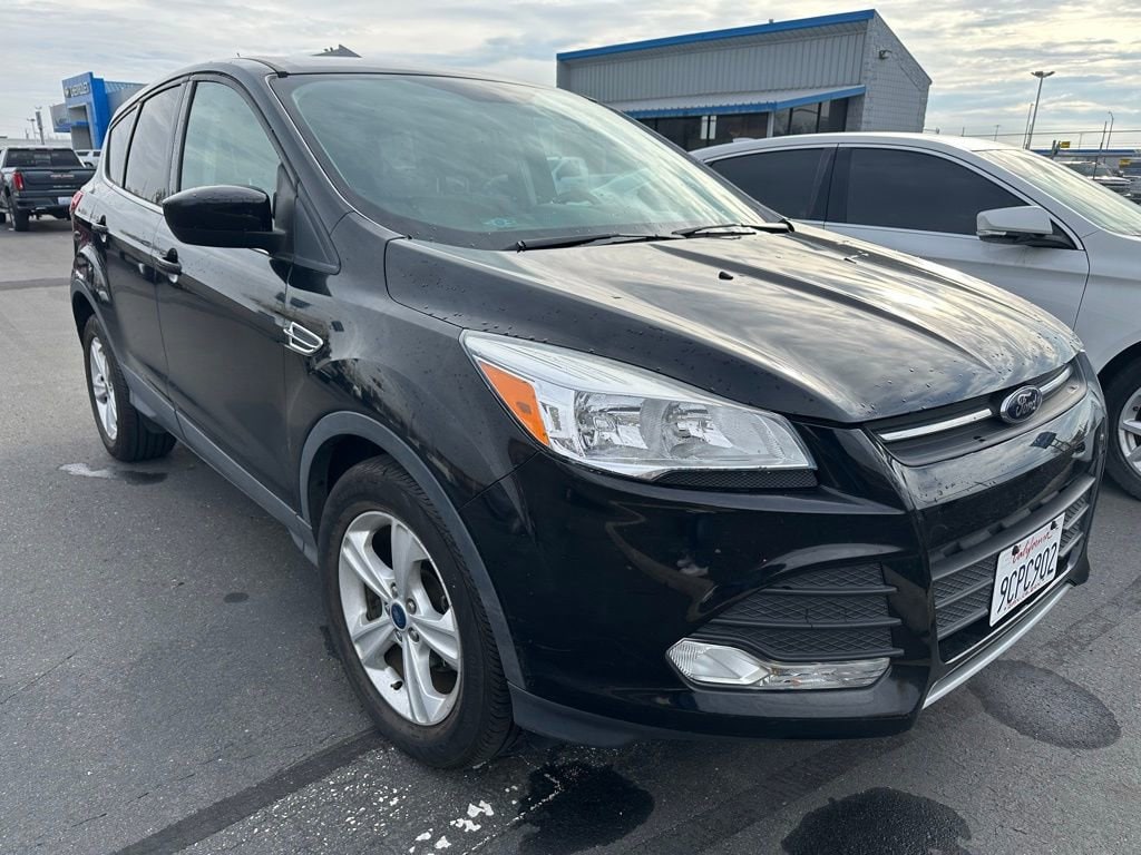 2016 Ford Escape SE's photo
