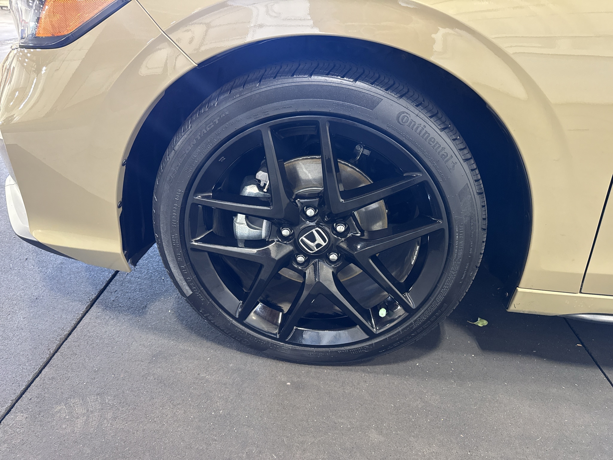 2025 Honda Civic Hatchback Sport - Photo 12