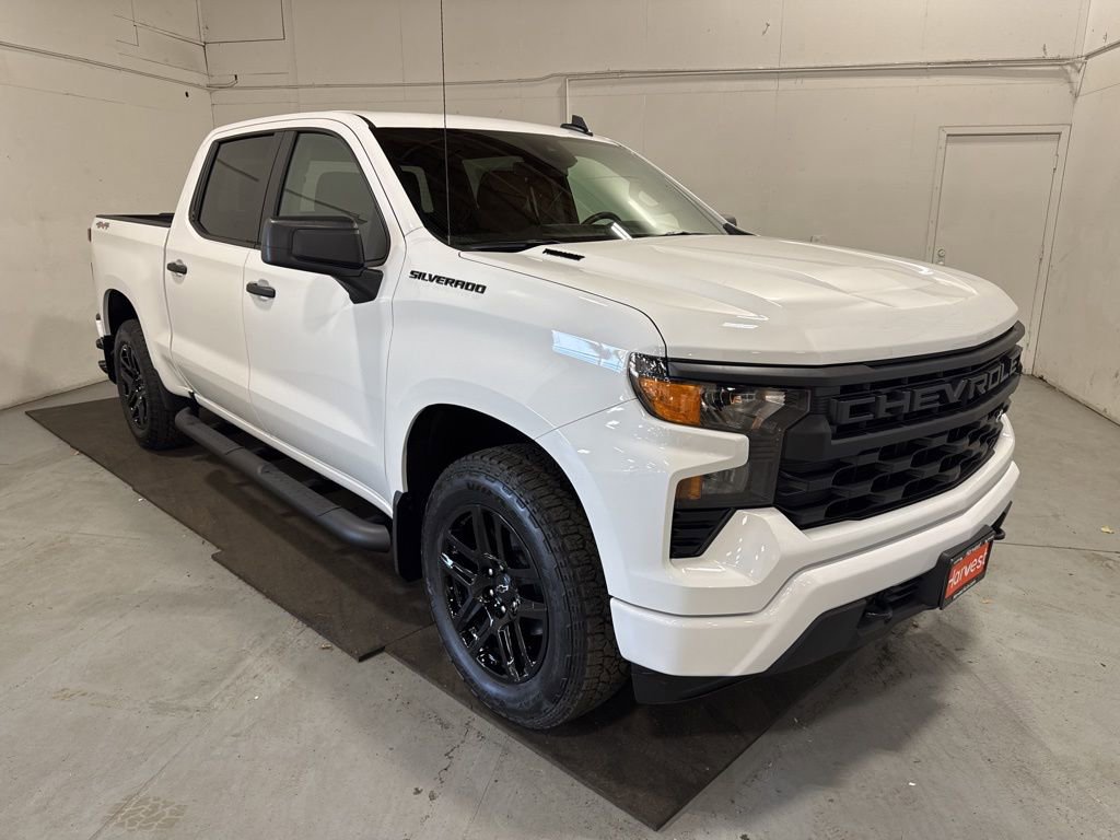 2026 Chevrolet Silverado 1500 Custom's photo