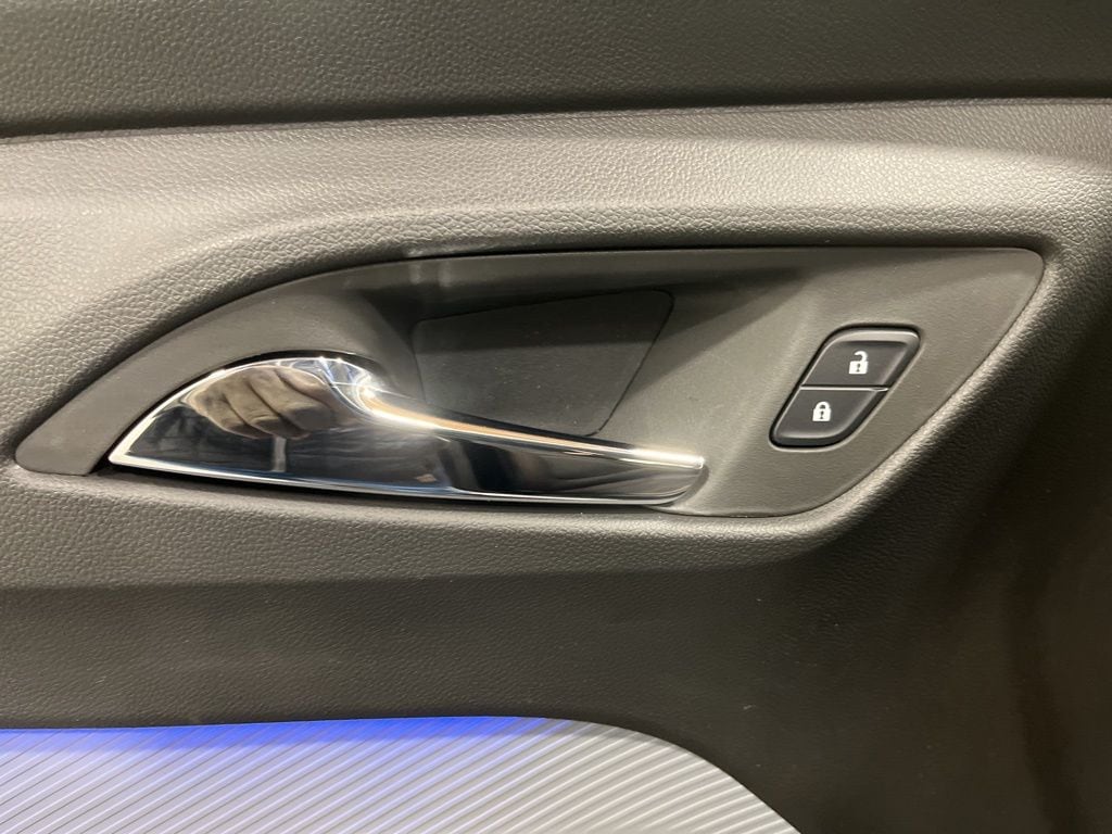 2027 Chevrolet Bolt RS - Photo 14
