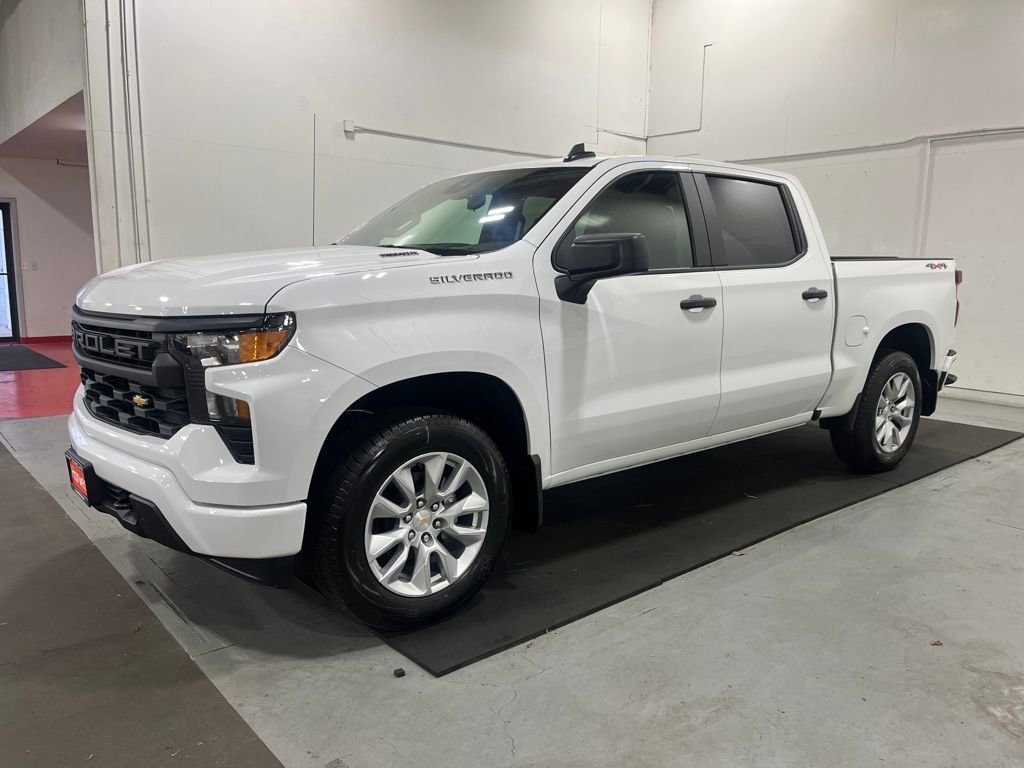 New 2026 Chevrolet Silverado 1500 Custom Truck