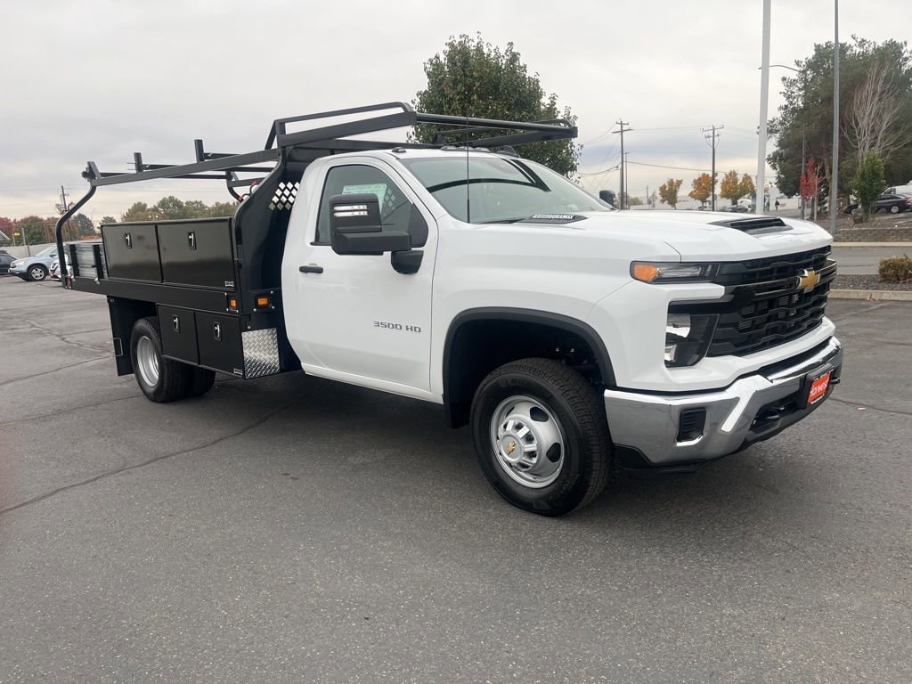 New 2025 Chevrolet Silverado 3500 HD Chassis Cab Work Truck Truck