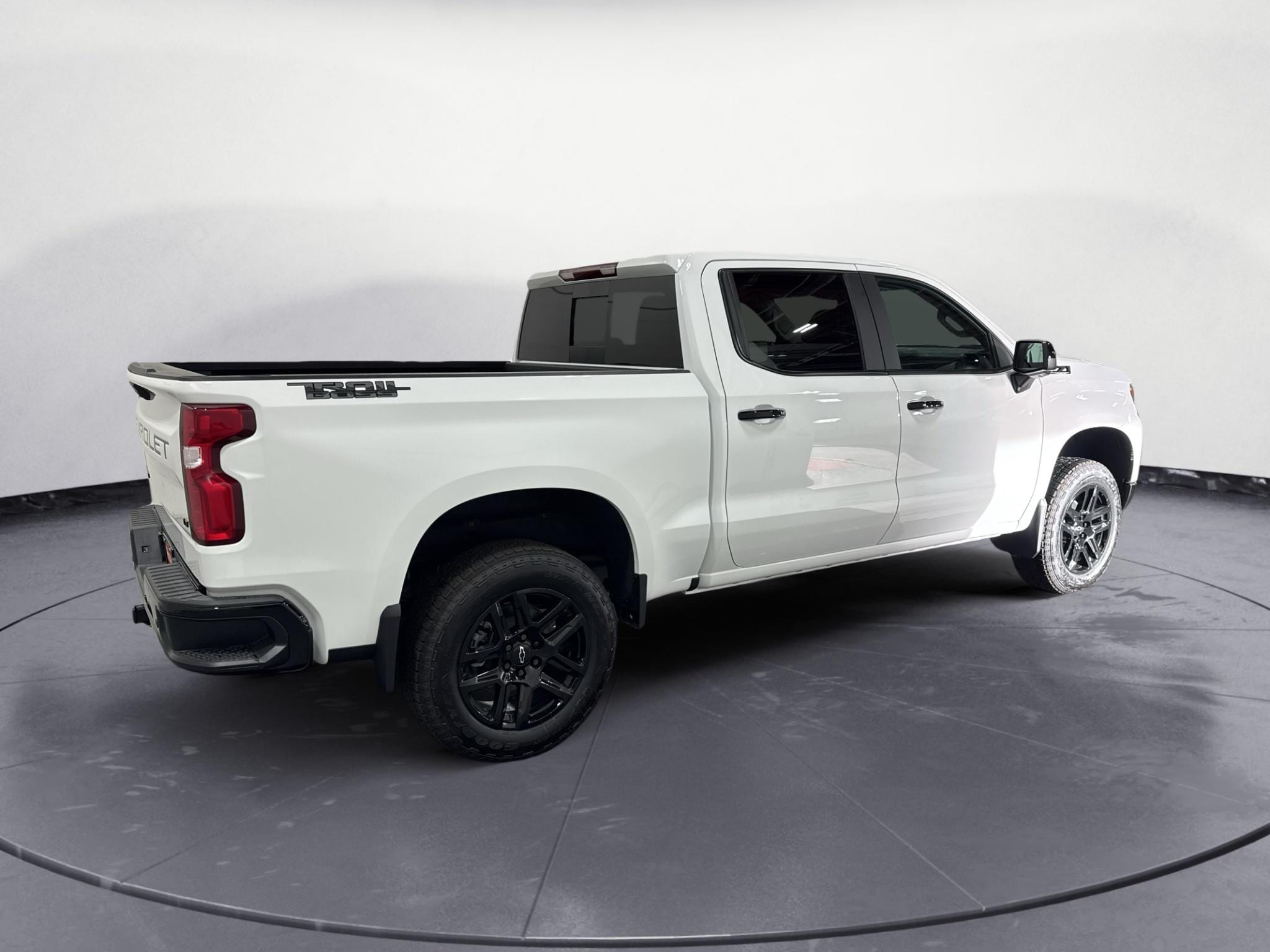 2026 Chevrolet Silverado 1500 LT Trail Boss - Photo 9
