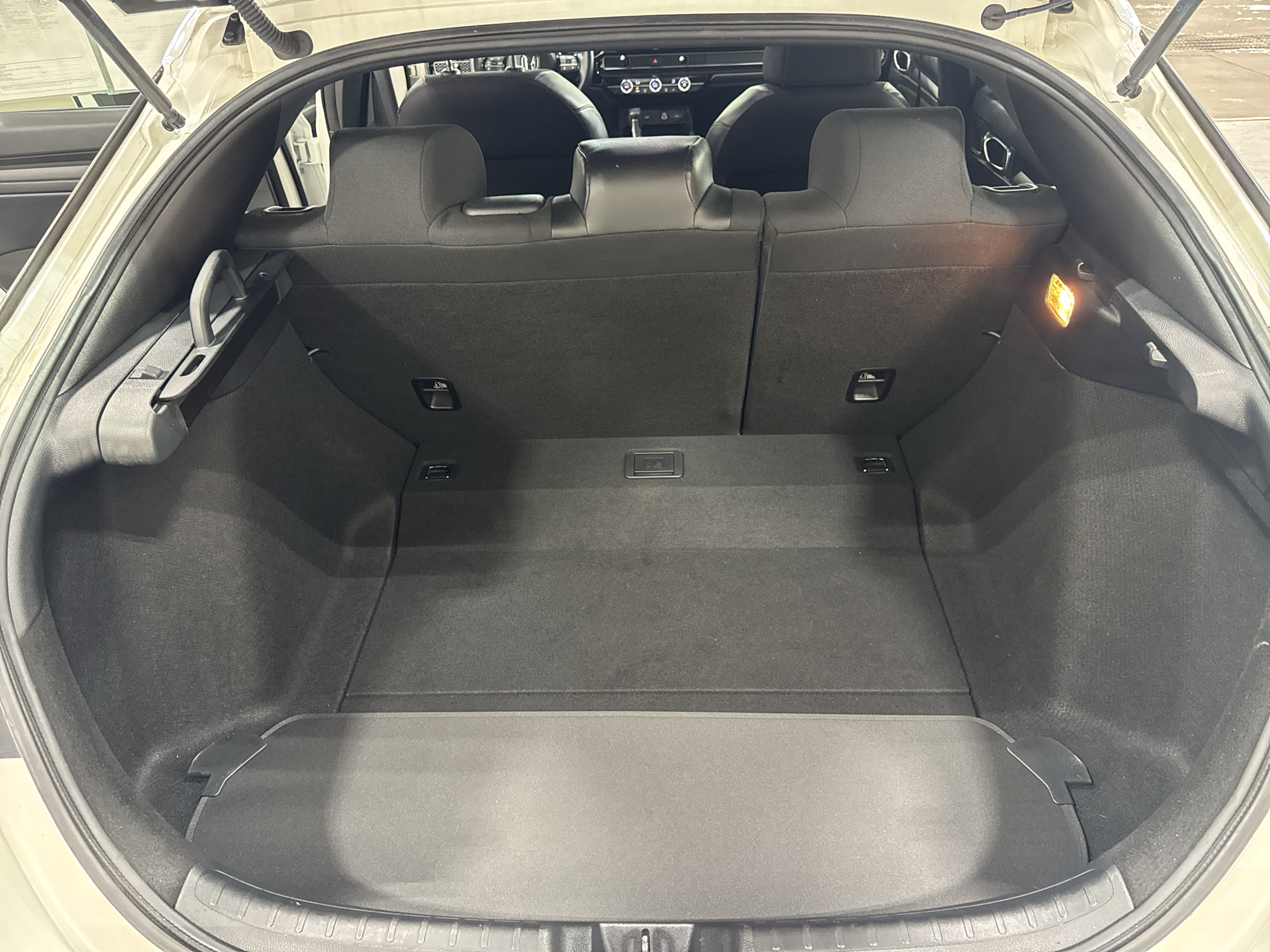 2022 Honda Civic Hatchback Sport - Photo 28