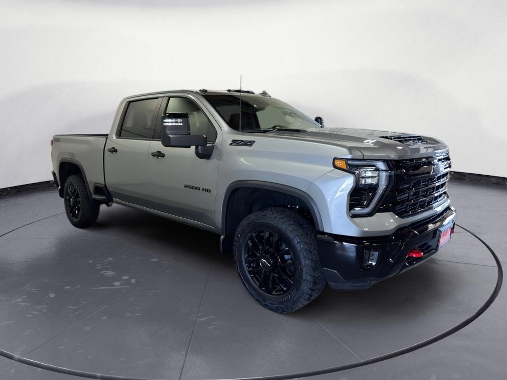 2026 Chevrolet Silverado HD LTZ 4WD Crew Cab Standard Box's photo