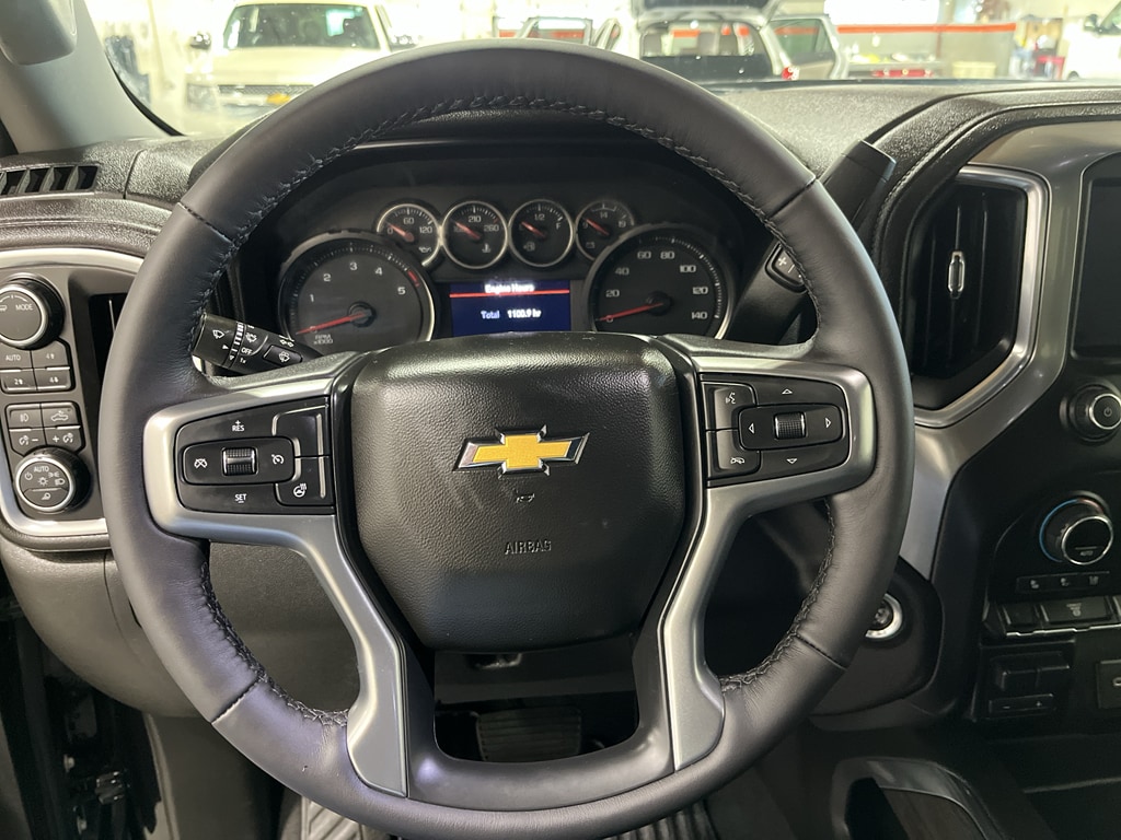 2022 Chevrolet Silverado 2500HD LTZ - Photo 14
