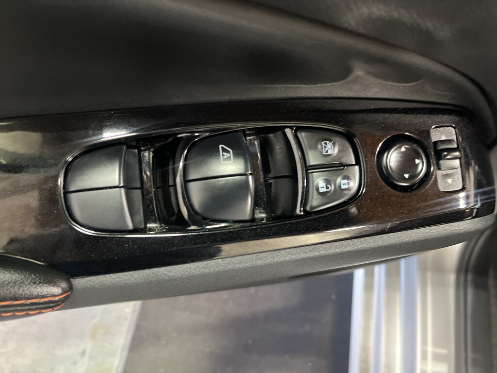 2024 Nissan Altima SR - Photo 30