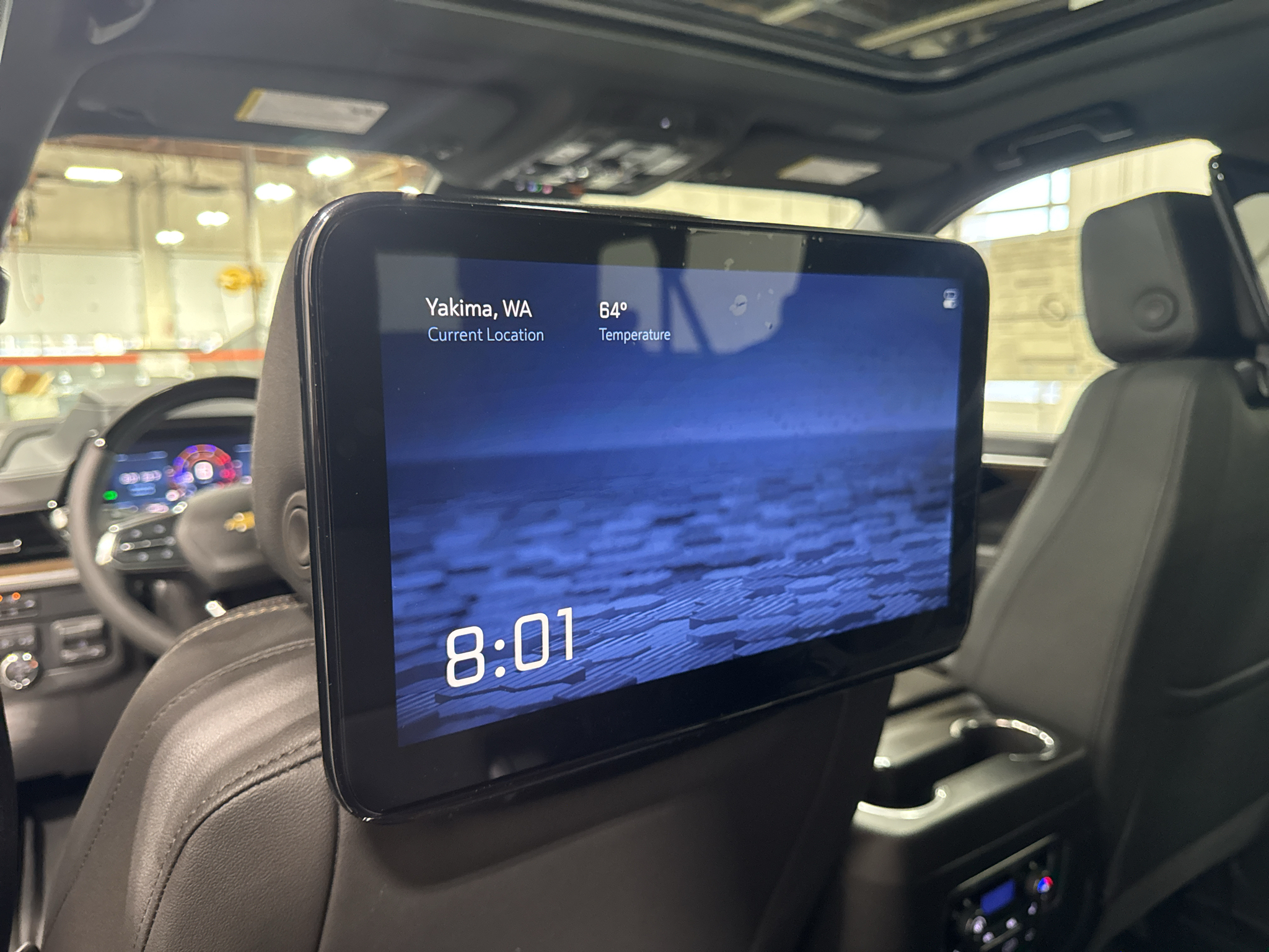2027 Chevrolet Suburban High Country - Photo 36