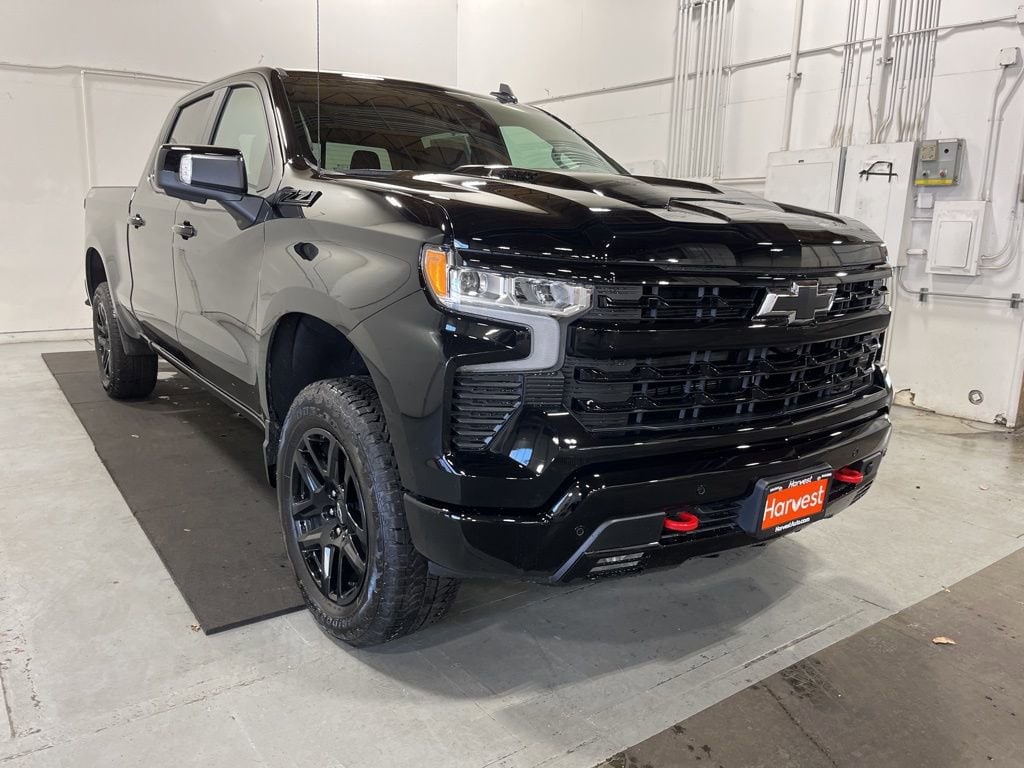 2026 Chevrolet Silverado LT's photo