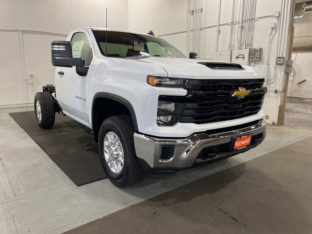 2026 Chevrolet Silverado 3500HD Work Truck's photo