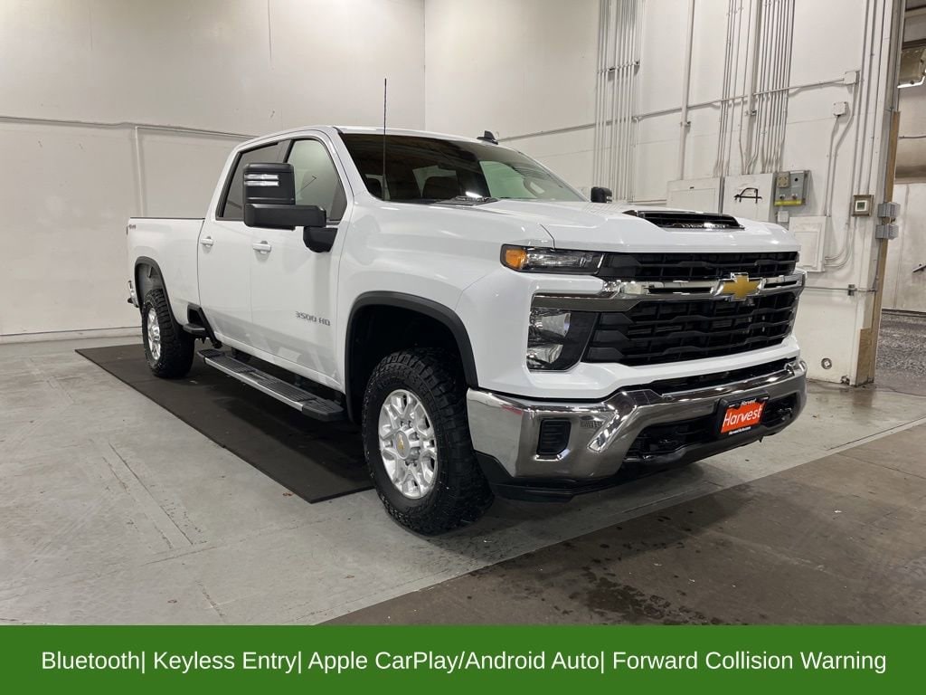 2024 Chevrolet Silverado HD LT's photo