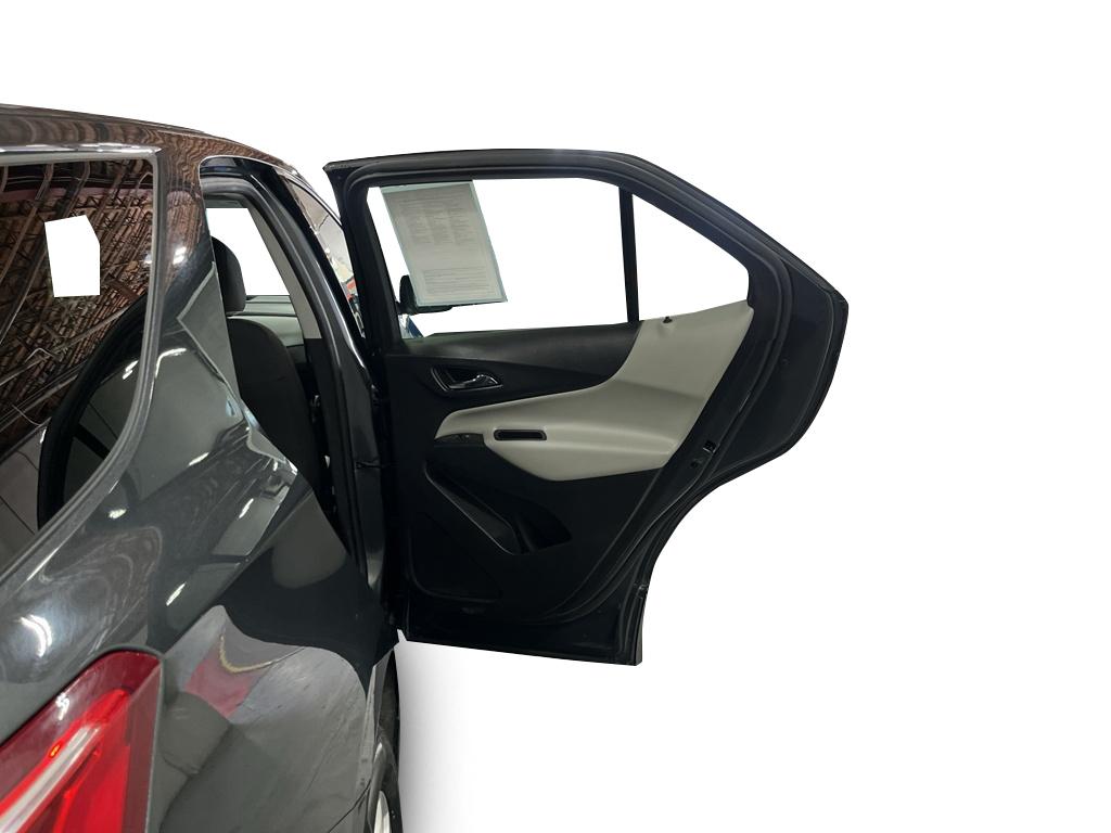2020 Chevrolet Equinox LT - Photo 24