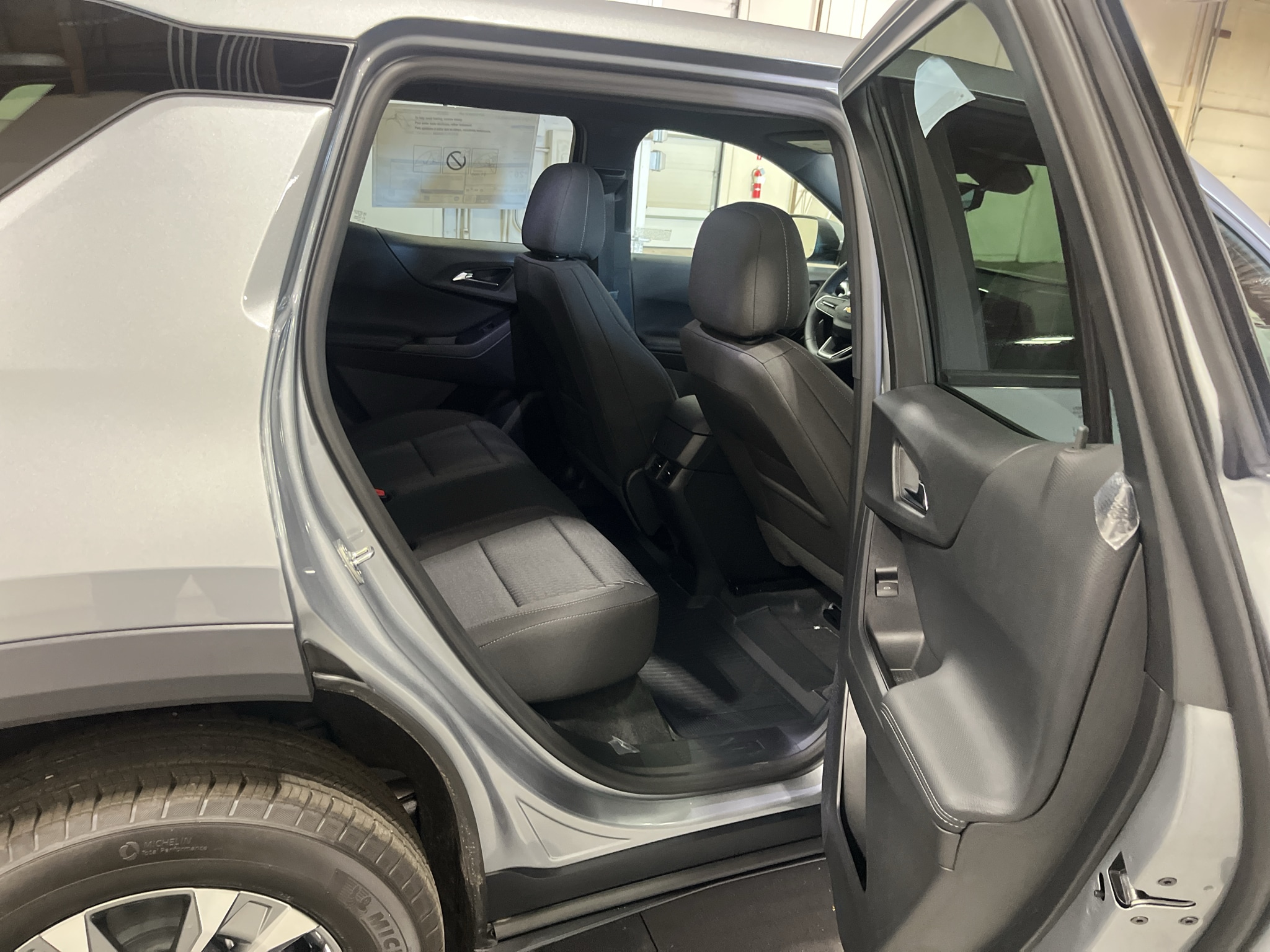 2027 Chevrolet Equinox LT - Photo 18