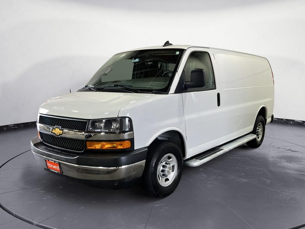 2024 Chevrolet Express 2500 Work Van HD's photo