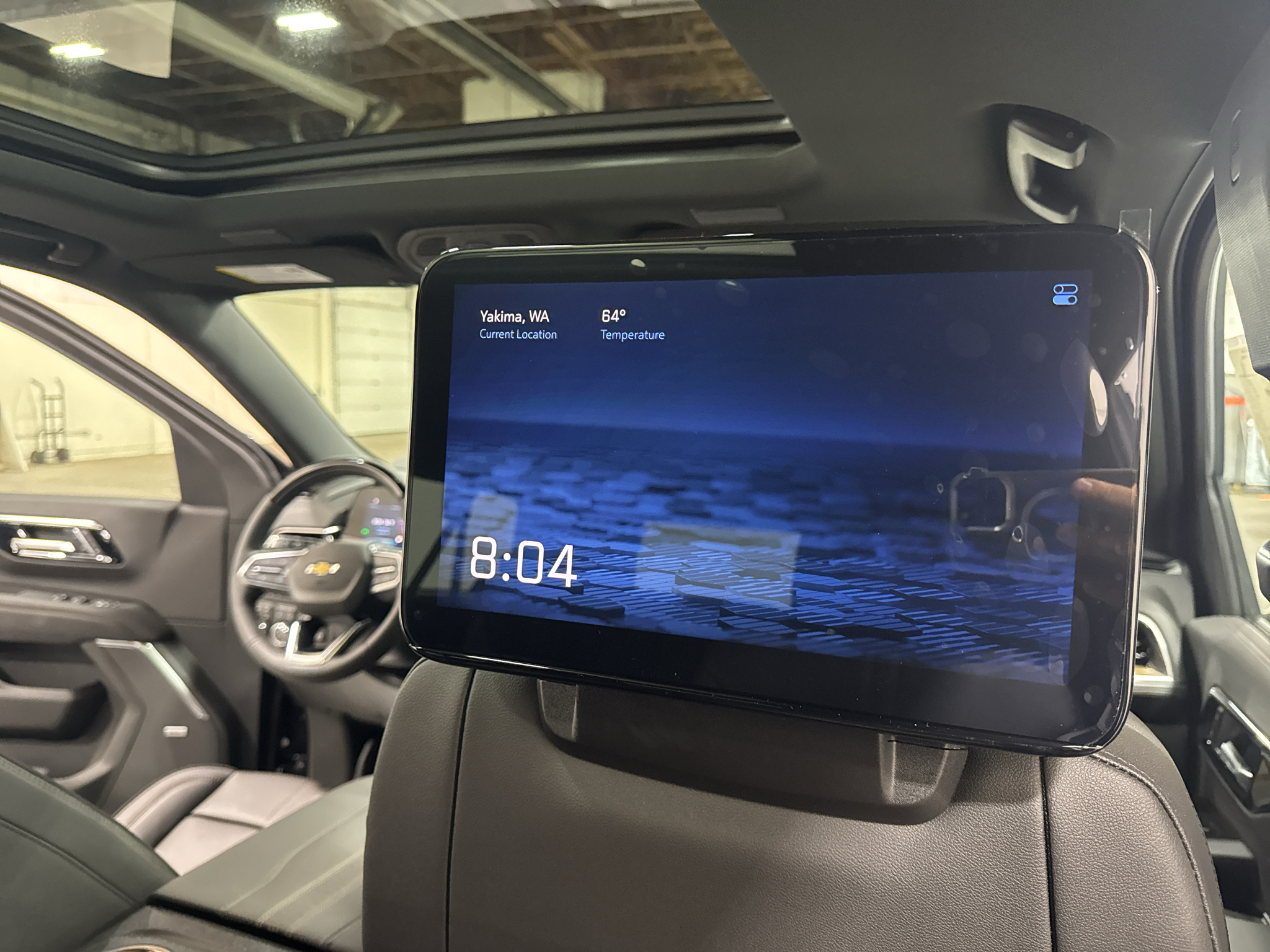 2027 Chevrolet Suburban High Country - Photo 31