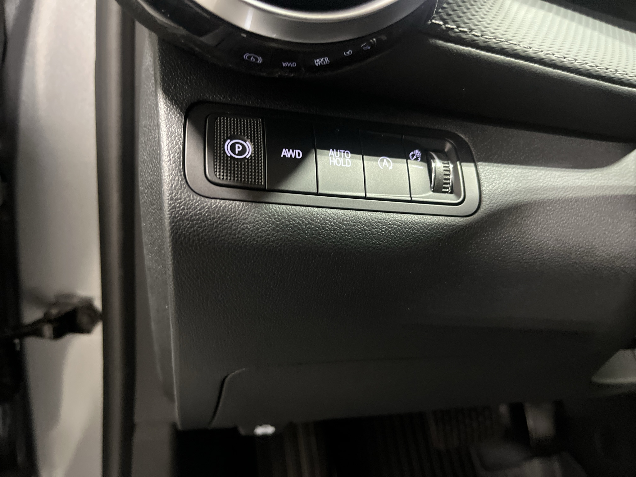 2027 Chevrolet Equinox LT - Photo 32