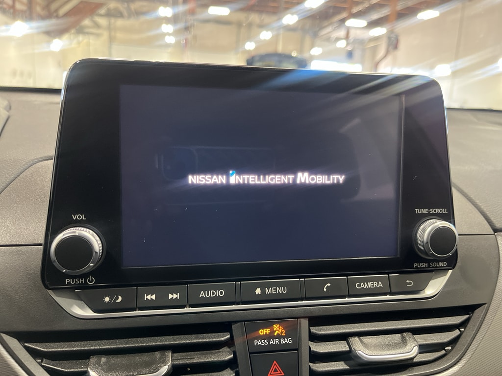 2024 Nissan Altima SR - Photo 33