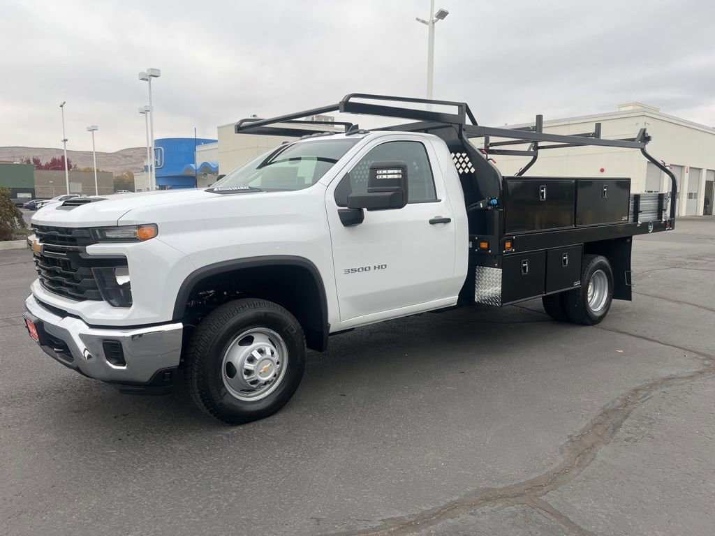 New 2025 Chevrolet Silverado 3500 HD Chassis Cab Work Truck Truck