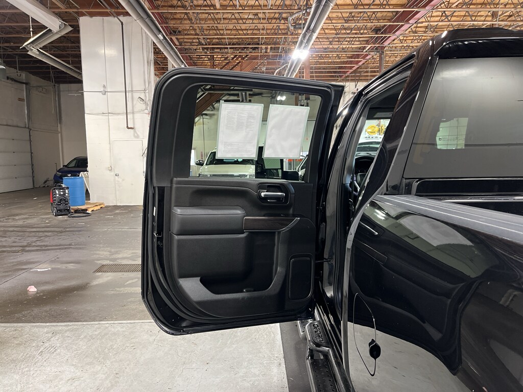2022 Chevrolet Silverado 2500HD LTZ - Photo 24