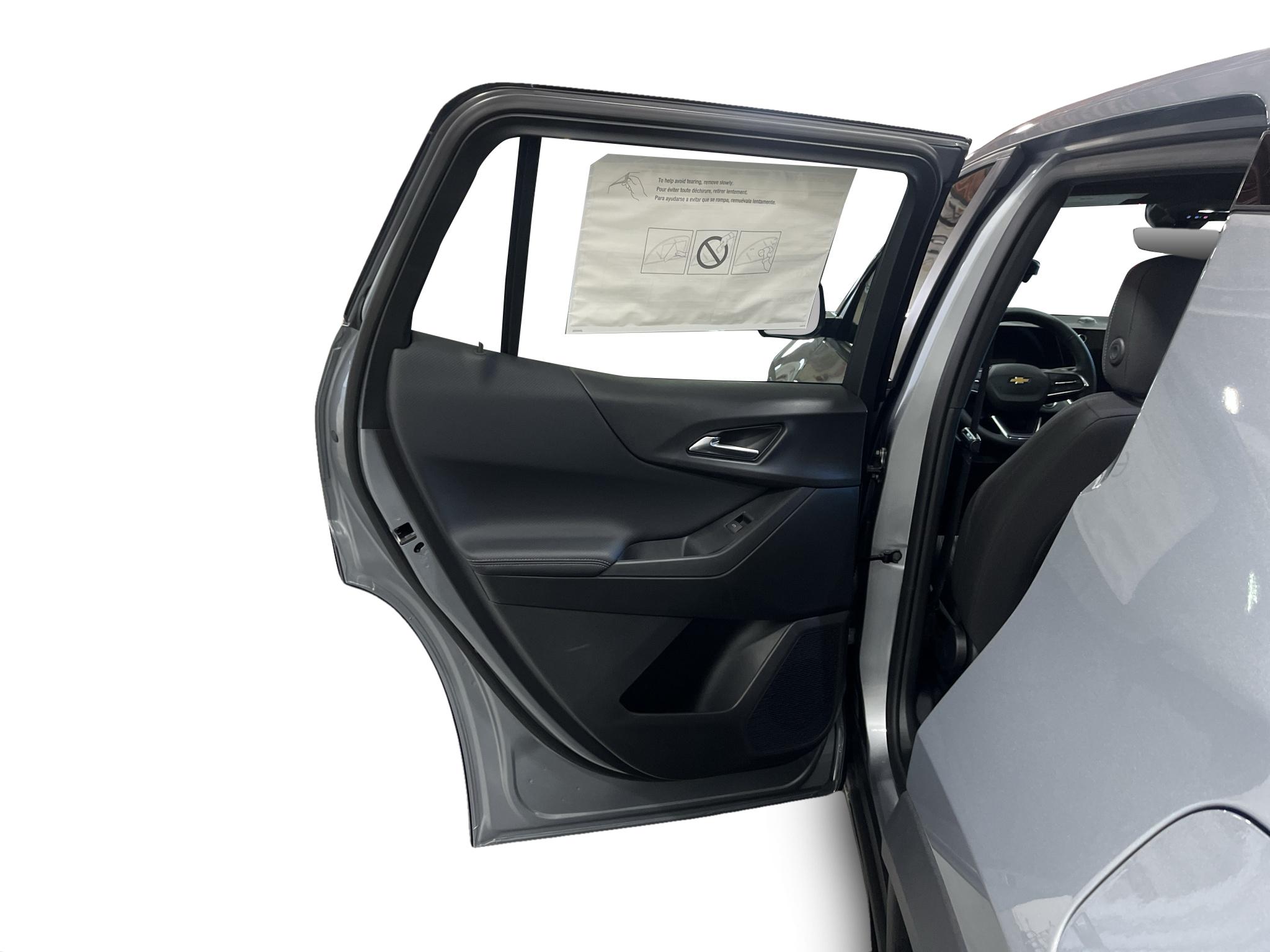 2027 Chevrolet Equinox LT - Photo 23