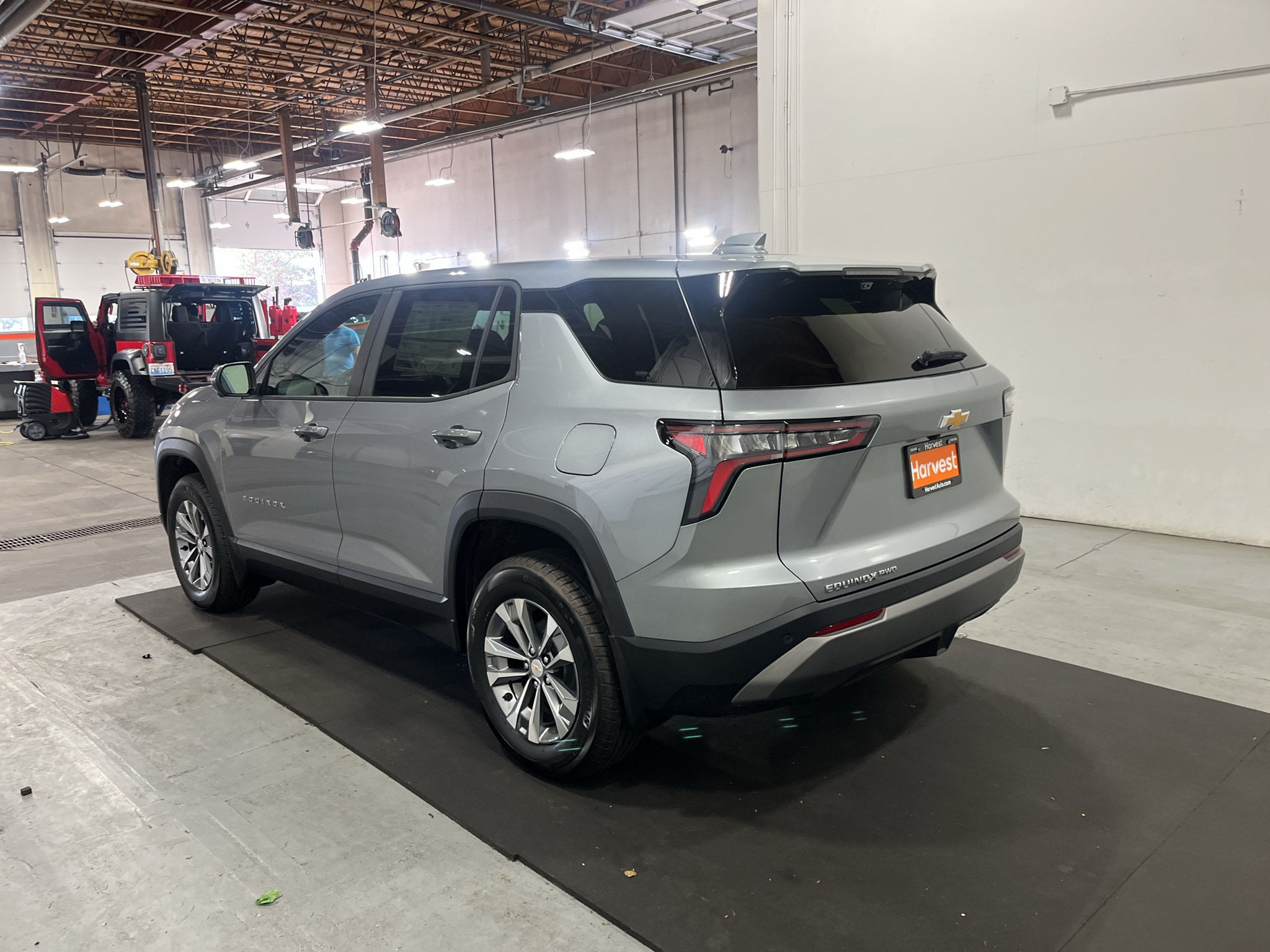2027 Chevrolet Equinox LT - Photo 9