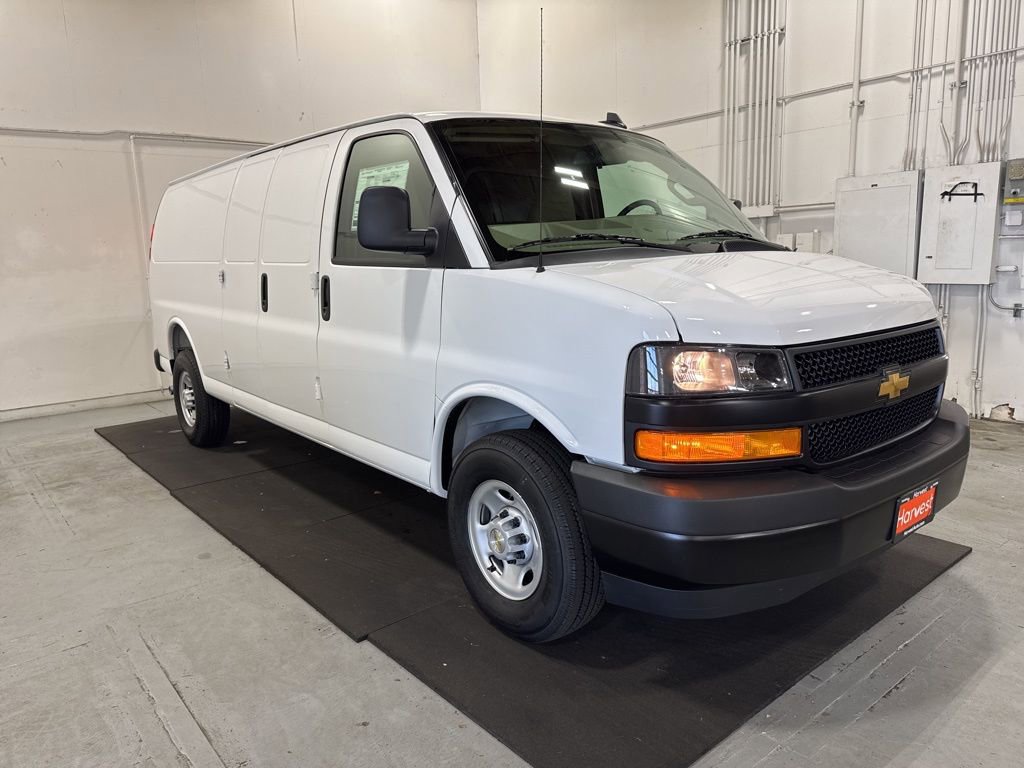 2025 Chevrolet Express Cargo Work Van's photo