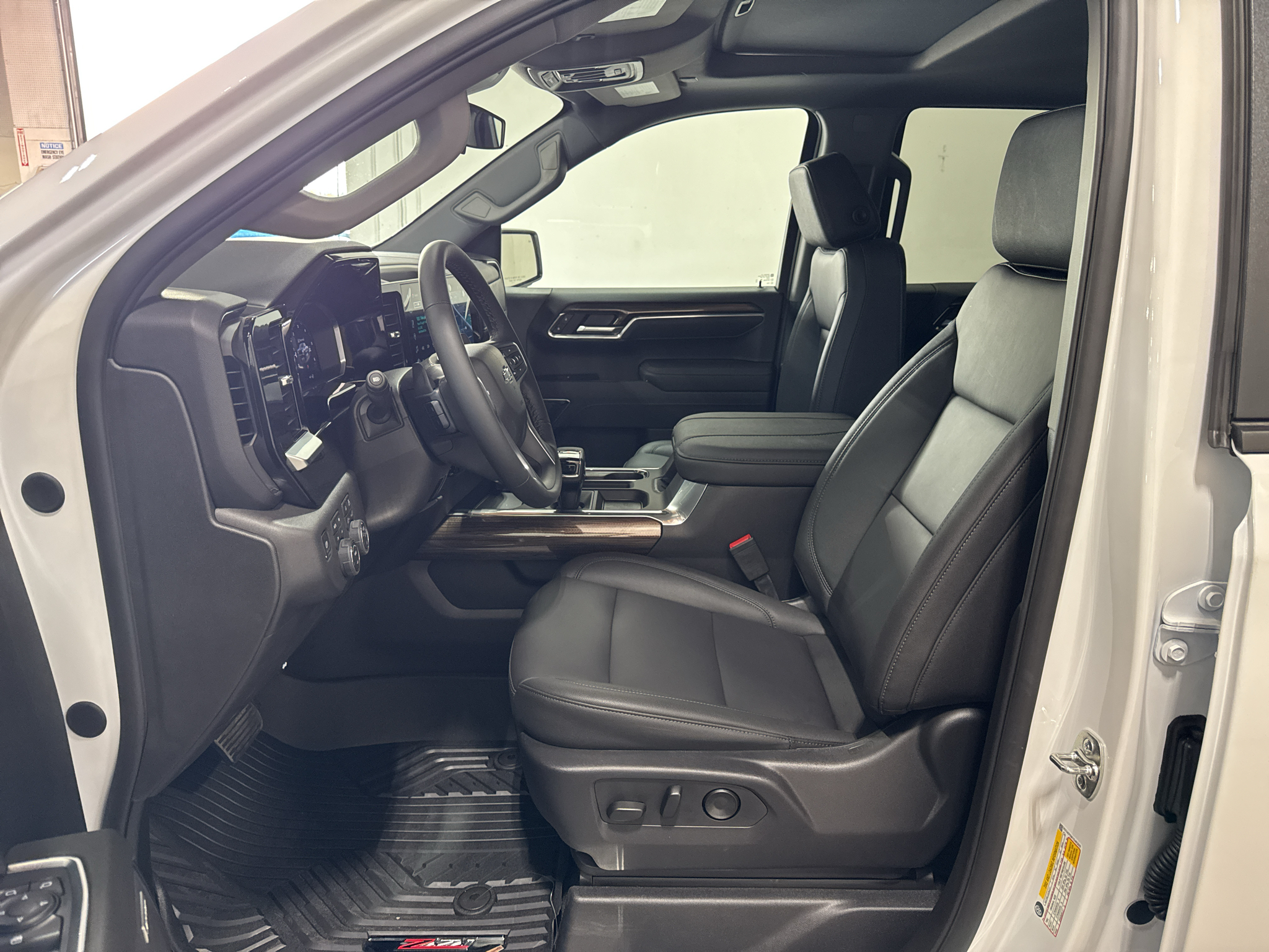 2026 Chevrolet Silverado 1500 LT Trail Boss - Photo 30