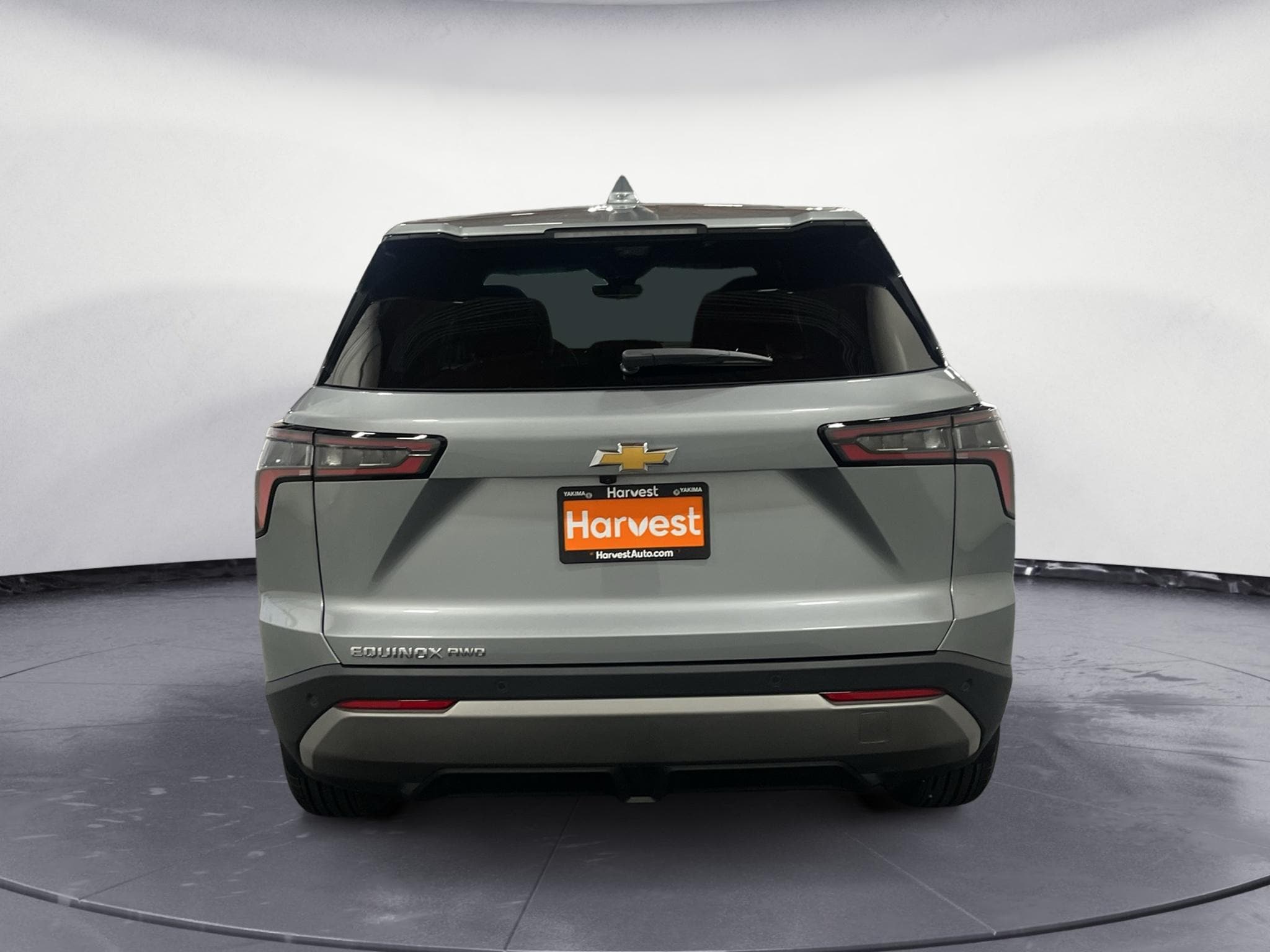 2027 Chevrolet Equinox LT - Photo 8