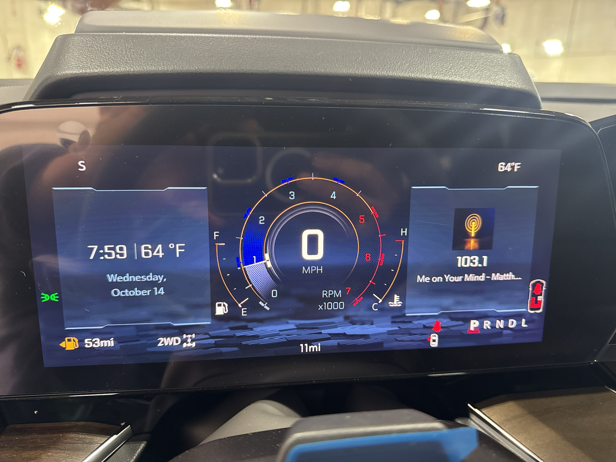 2027 Chevrolet Suburban High Country - Photo 28