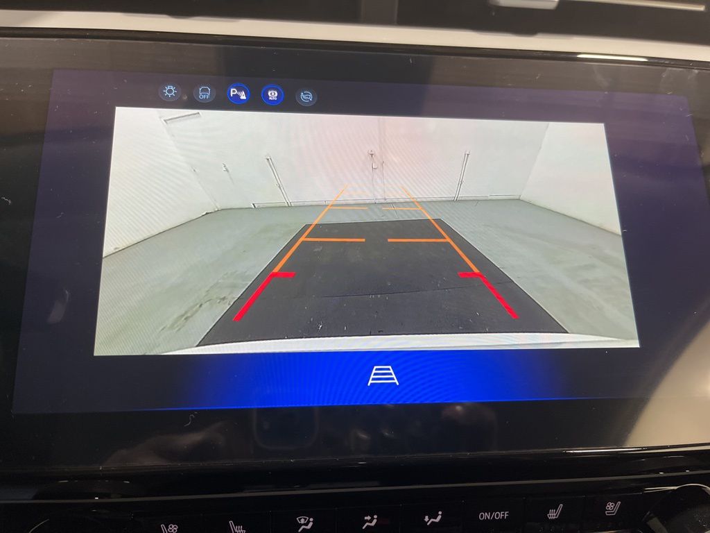2027 Chevrolet Bolt RS - Photo 28