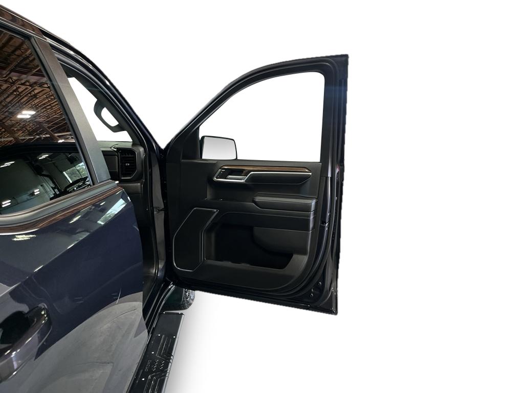 2022 Chevrolet Silverado 1500 LT - Photo 22