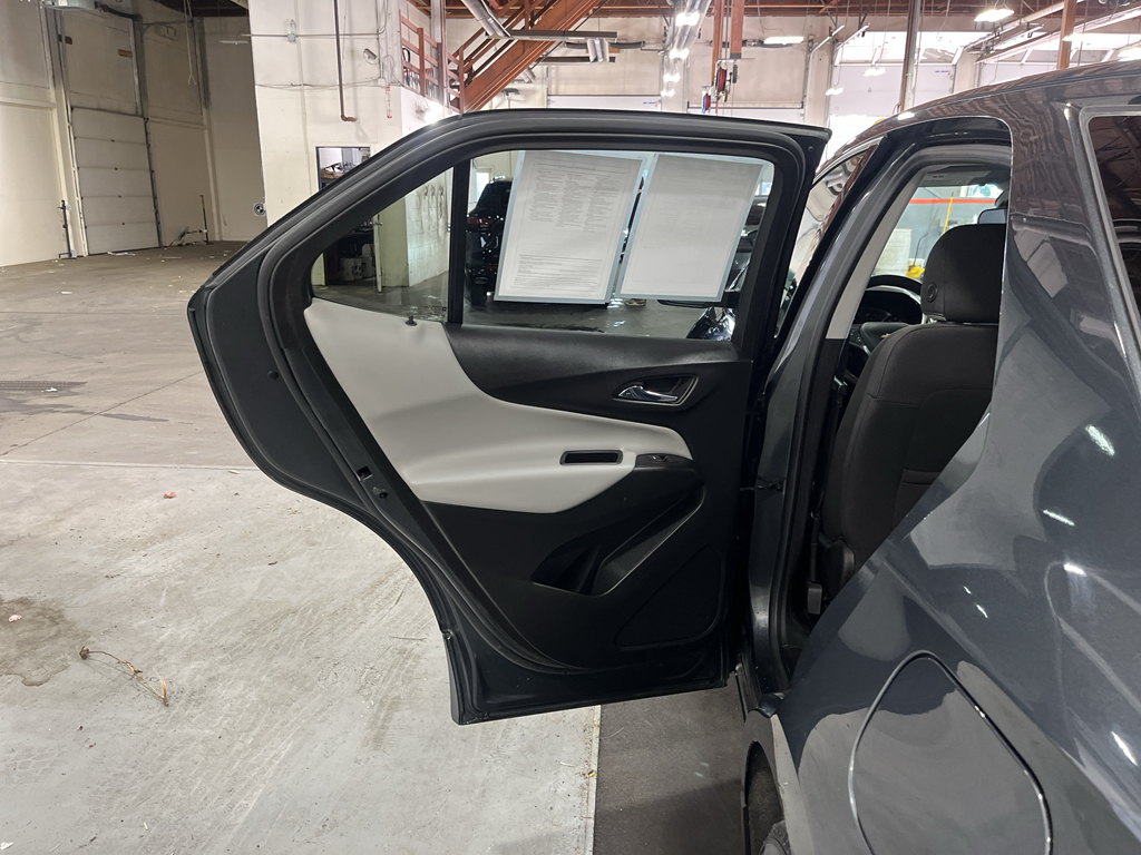 2020 Chevrolet Equinox LT - Photo 25