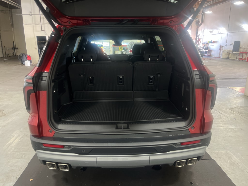2027 Chevrolet Traverse LT - Photo 26