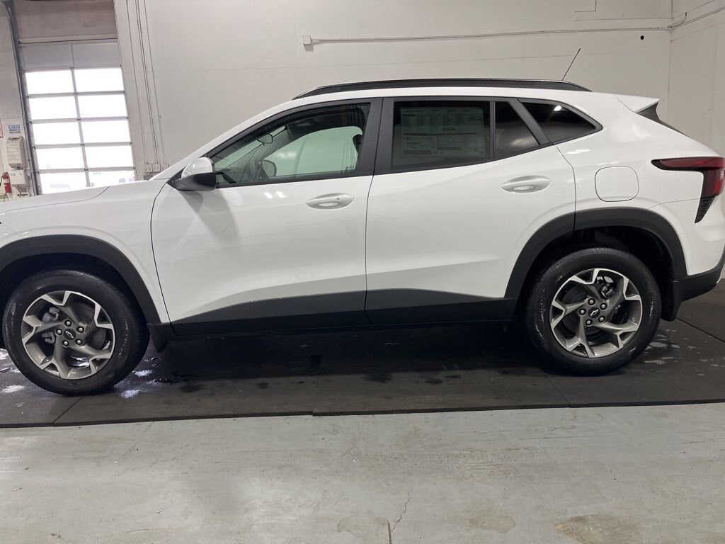 New 2026 Chevrolet Trax LT SUV