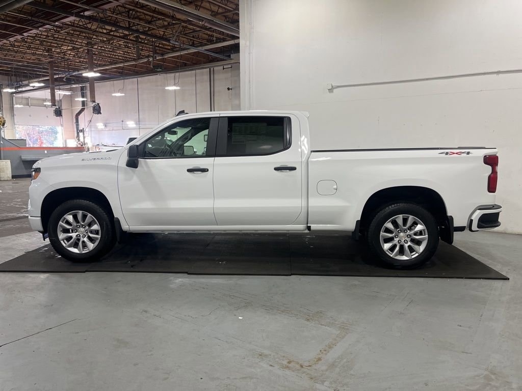 New 2026 Chevrolet Silverado 1500 Custom Truck