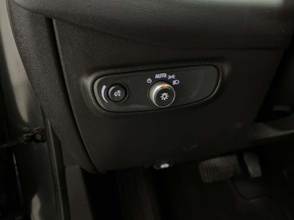 2020 Chevrolet Equinox LT - Photo 33