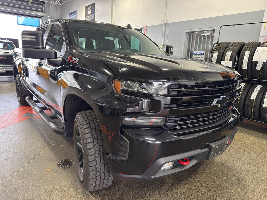 2021 Chevrolet Silverado 1500 LT Trail Boss 4X4 Crew Cab Short Box's photo