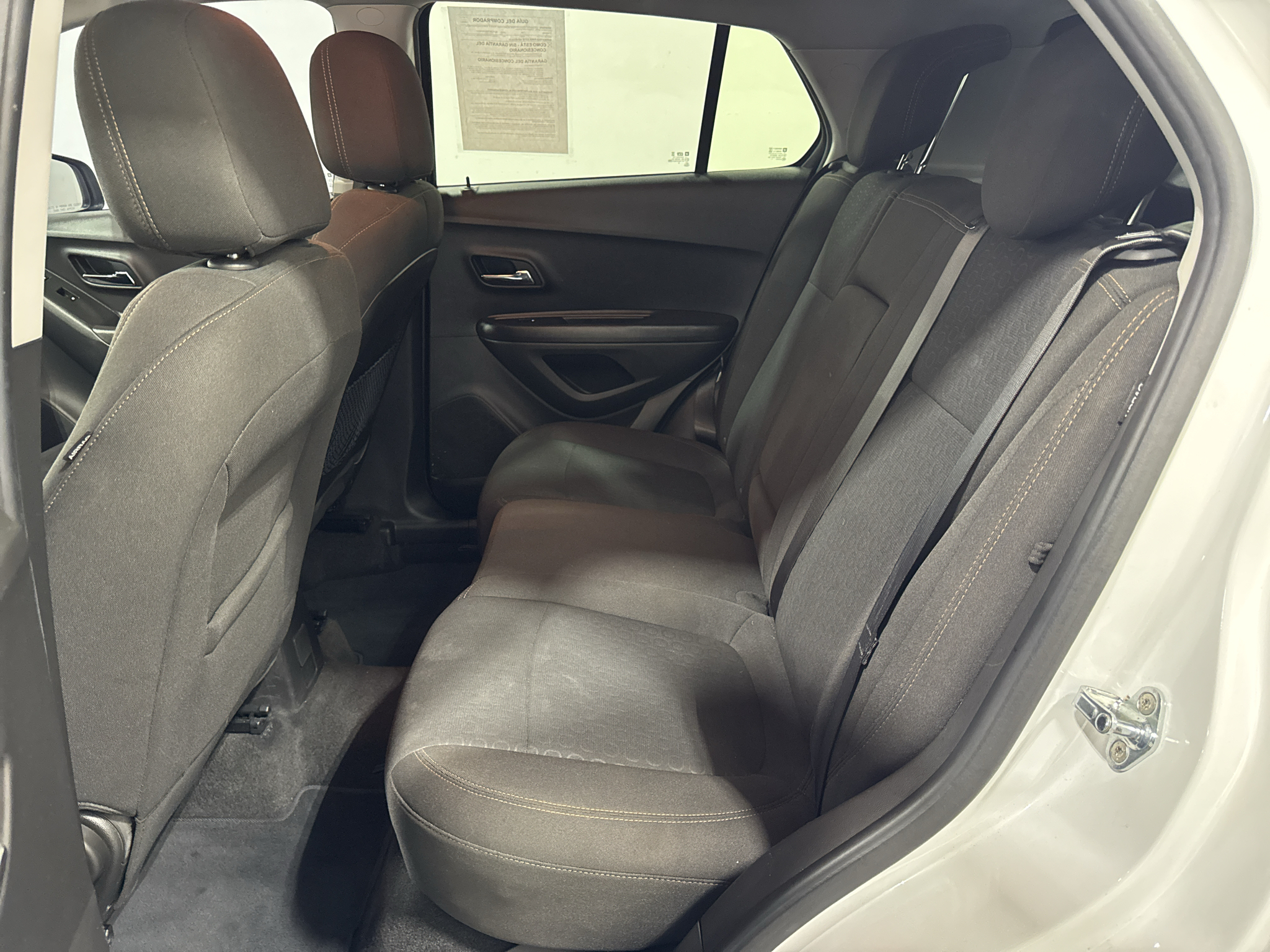 2020 Chevrolet Trax LS - Photo 28