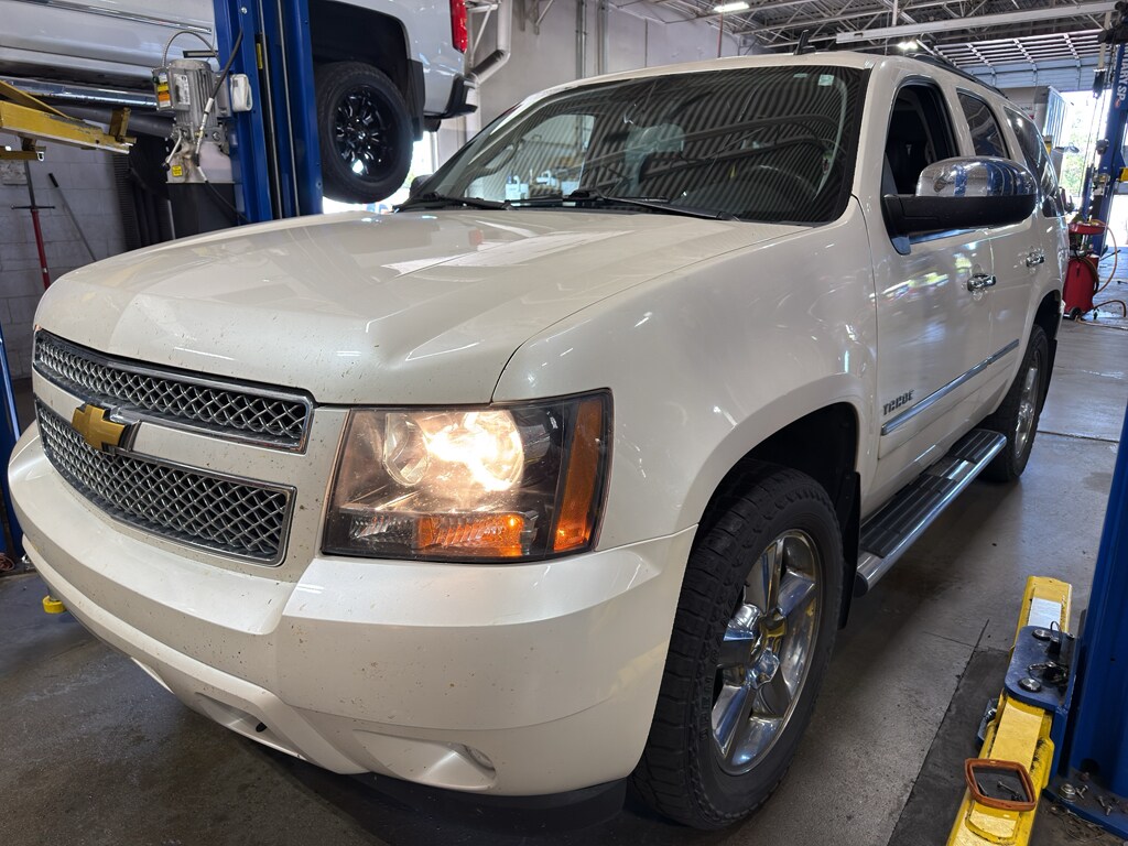 Used 2013 Chevrolet Tahoe LTZ with VIN 1GNSKCE02DR163965 for sale in Yakima, WA