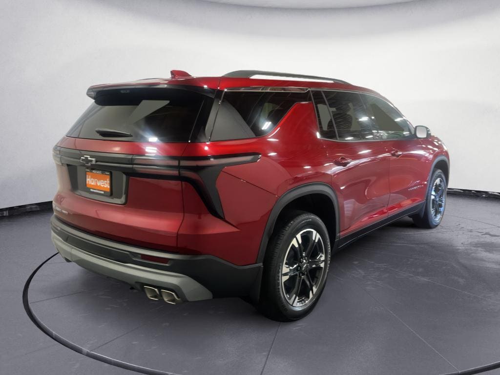 2027 Chevrolet Traverse LT - Photo 7