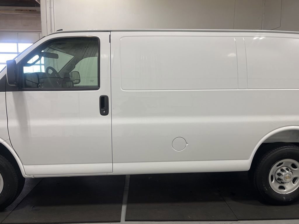 New 2025 Chevrolet Express Cargo 2500 WT Van