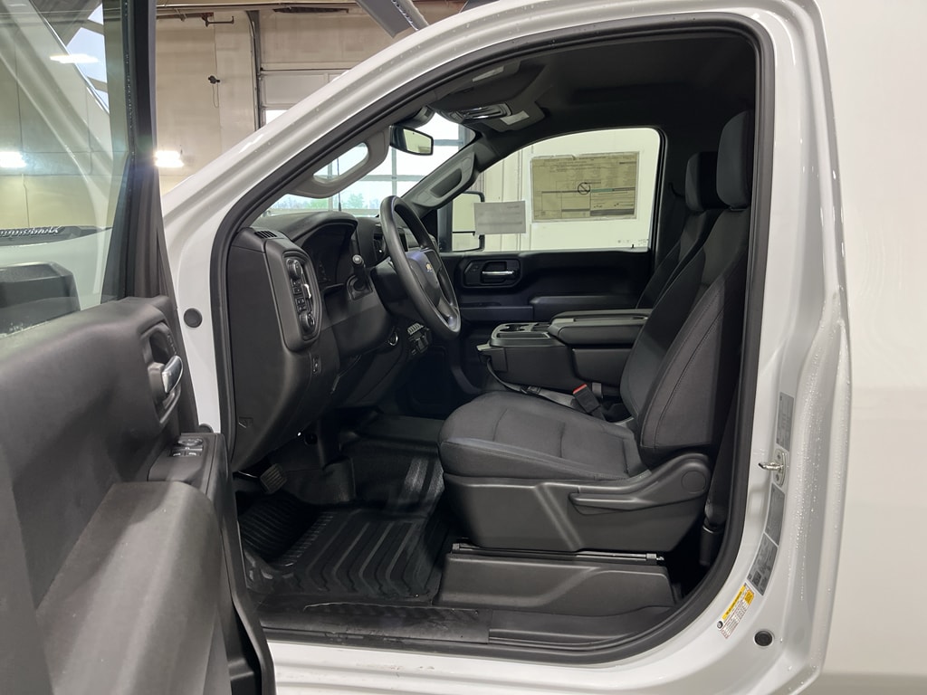 2025 Chevrolet Silverado 3500 HD Work Truck - Photo 26