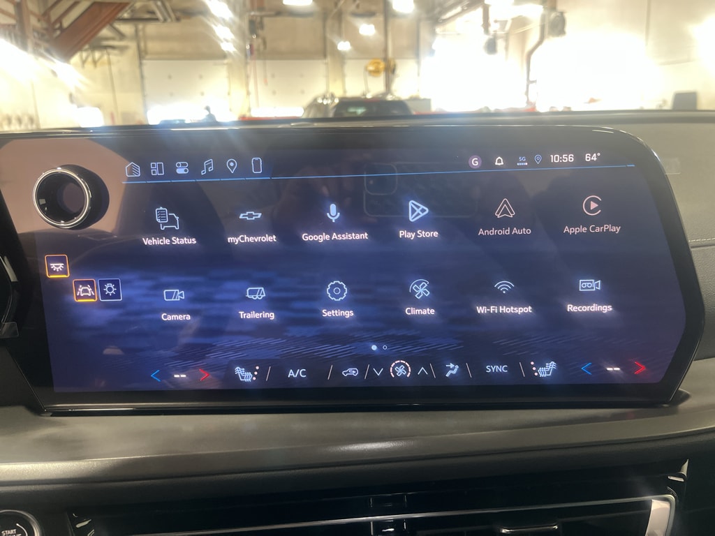 2027 Chevrolet Traverse LT - Photo 34