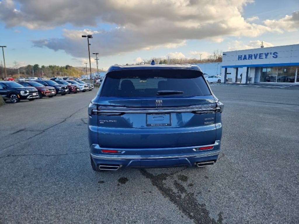 New 2026 Buick Enclave Avenir SUV