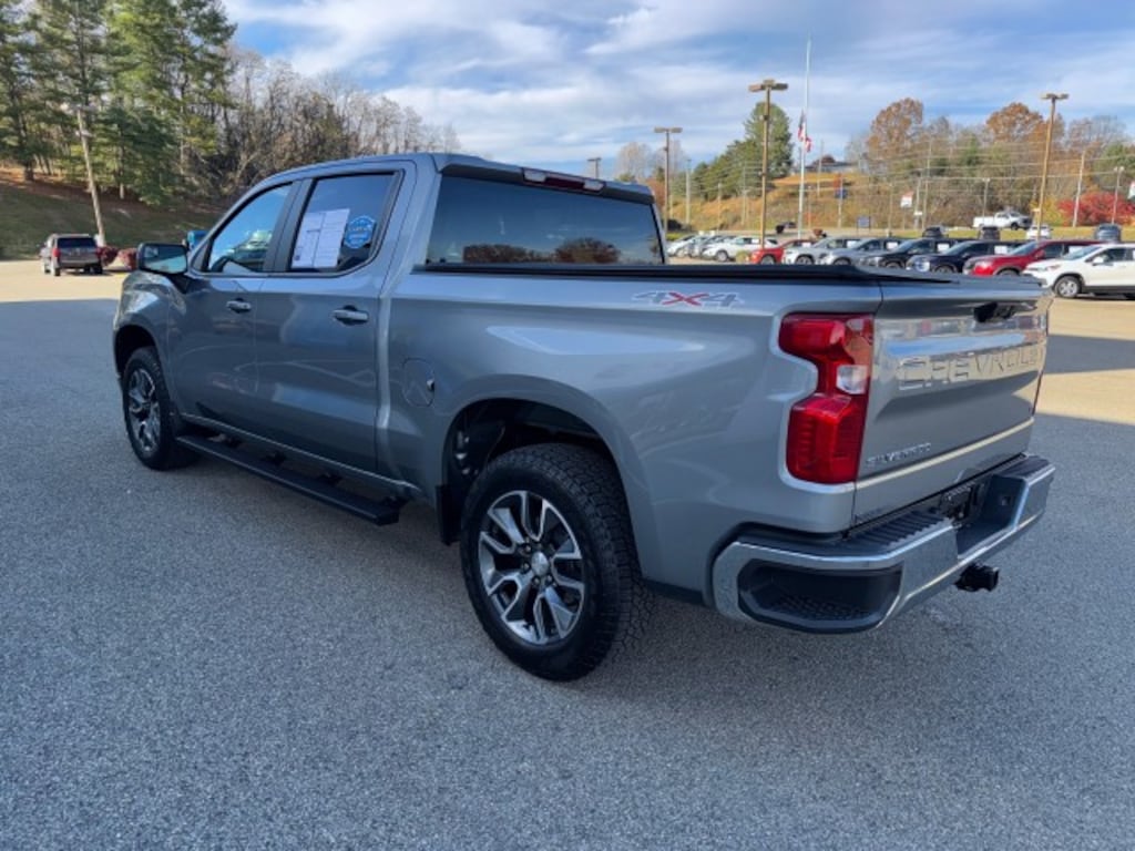 Used 2024 Chevrolet Silverado 1500 LT Pickup Truck