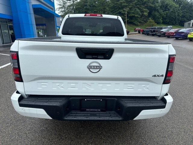 2025 Nissan Frontier SV photo 4