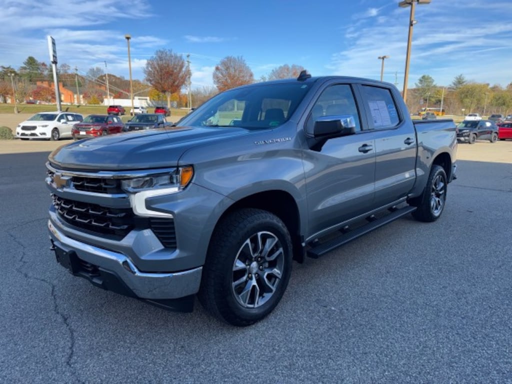 Used 2024 Chevrolet Silverado 1500 LT Pickup Truck